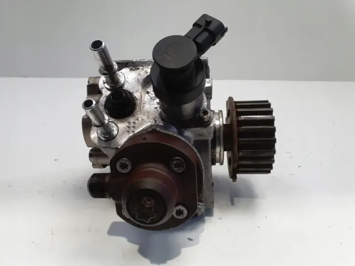 Citroen C3 II 1.6 HDi POMPA WTRYSKOWA 0445010516