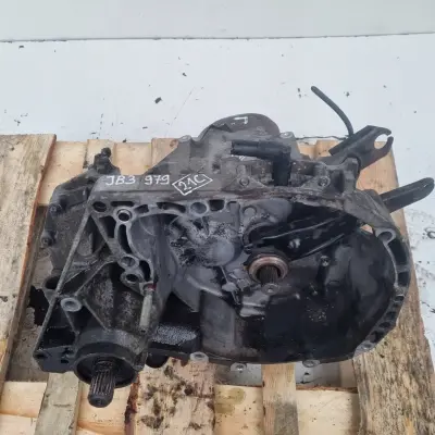 Renault Clio II 1.6 8V SKRZYNIA BIEGÓW manualna JB3979 manual