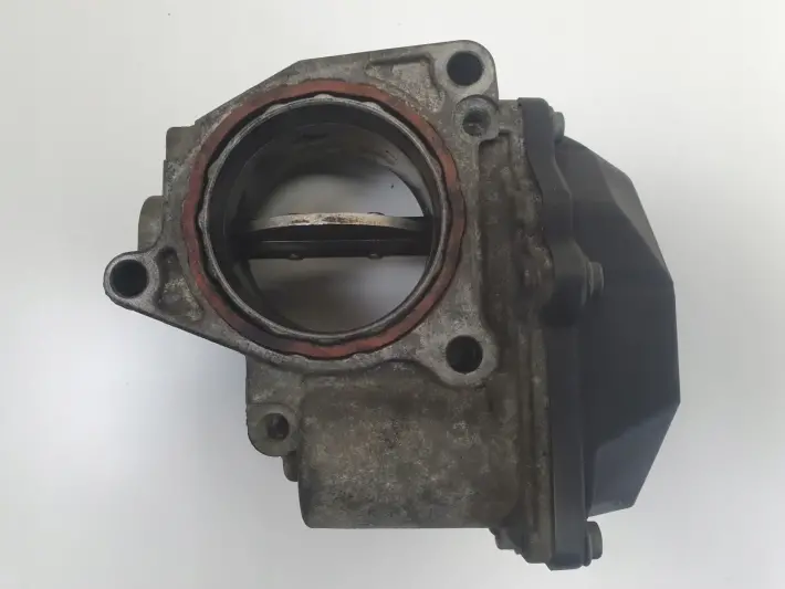 VW Passat B6 2.0 TDI PRZEPUSTNICA 03G128063G