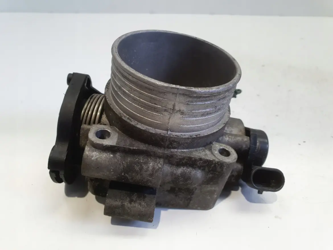 Volvo S40 V40 1.8 16V PRZEPUSTNICA 9186780