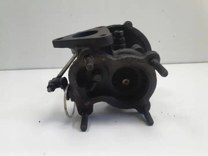 VW Bora 1.9 TDI TURBOSPRĘŻARKA turbo 038145701D