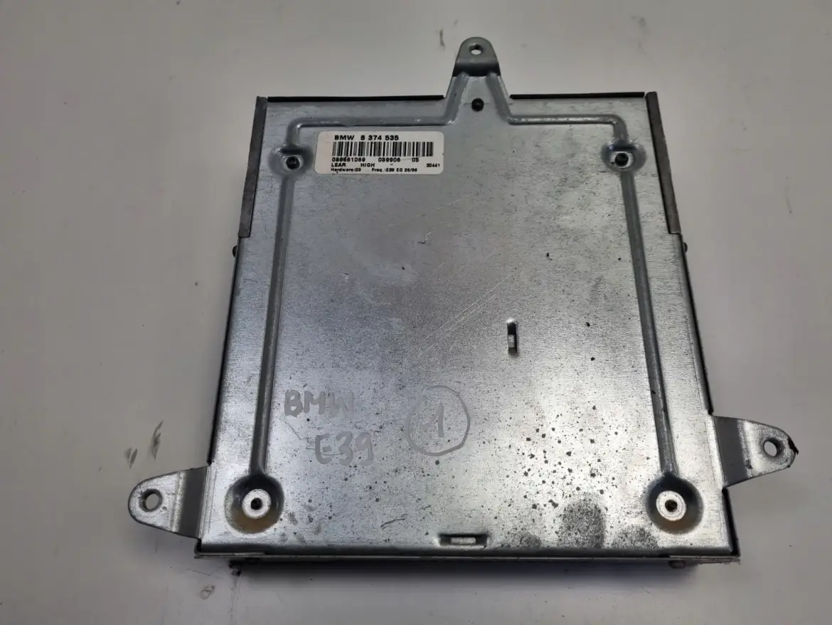 BMW E39 WZMACNIACZ AUDIO HIFI 8374535