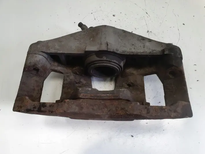 Volvo V40 II PRZEDNI ZACISK HAMULCOWY lewy przód KIEROWCY L.P 975