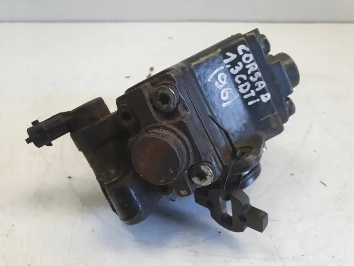 Opel Corsa D 1.3 CDTI POMPA WTRYSKOWA paliwa 0445010204