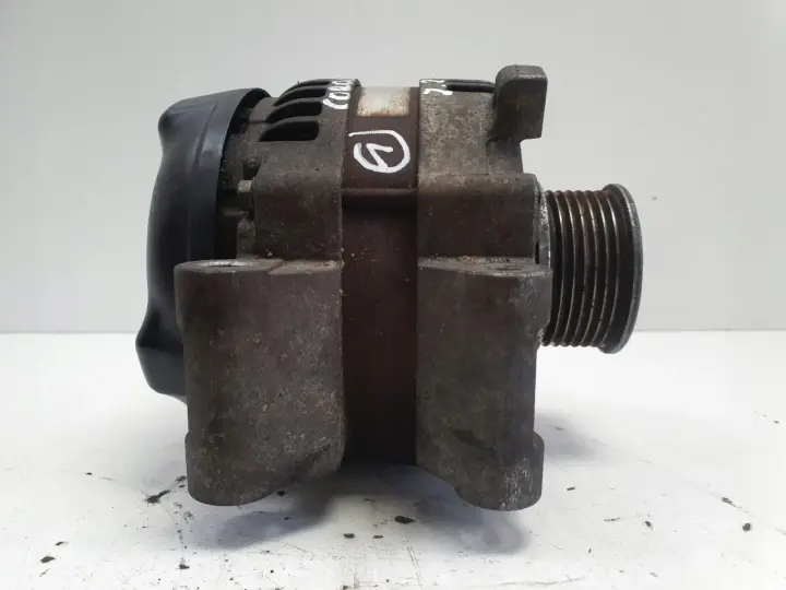 Toyota Avensis T25 2.0 D4D ALTERNATOR denso 104210-4521