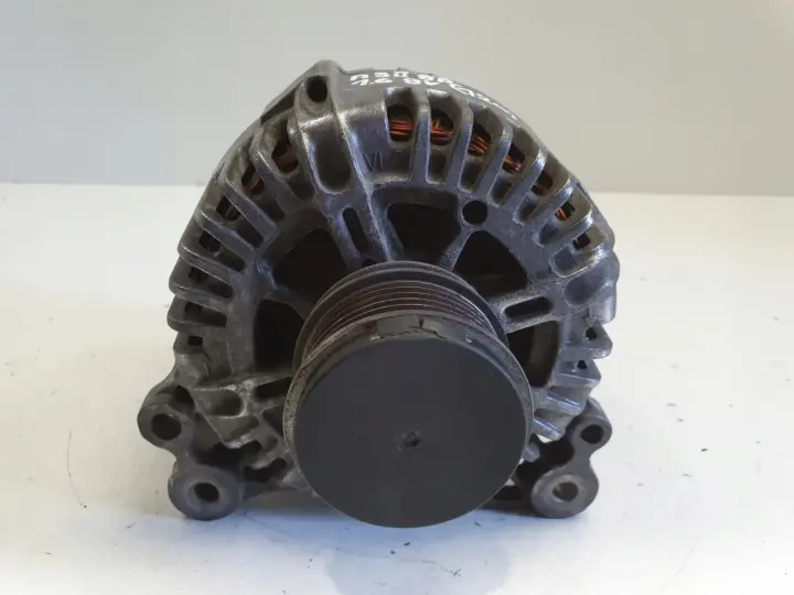 Audi A3 II 8P 1.6 8V ALTERNATOR valeo 06F903023C 140A