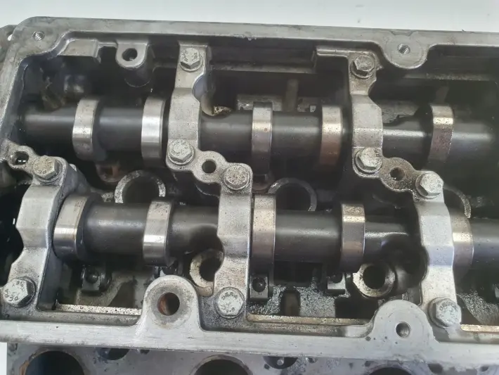 VW Golf VI 1.6 TDI GŁOWICA CYLINDRÓW 03L103286A