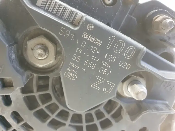 Opel Meriva A 1.6 16V ALTERNATOR 0124425020 ZJ 100A