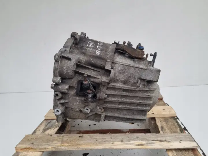 Volvo S60 V70 II 2.5 T turbo SKRZYNIA BIEGÓW manualna P9482180