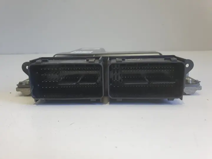 Volvo V40 II 2.0 D STEROWNIK SILNIKA komputer 31312486