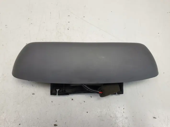 Kia Carens II 02-06r TRZECIE ŚWIATŁO STOP STOPU