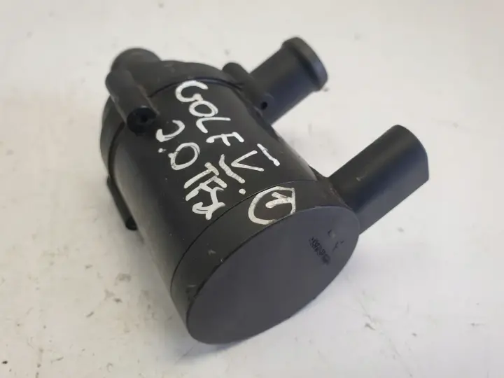 VW Golf 2.0 TFSI DODATKOWA POMPKA WODY 1K0965561D
