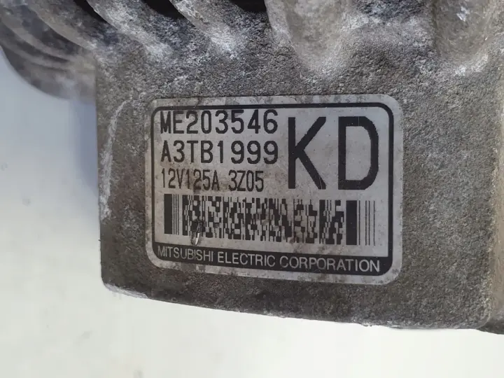 Mitsubishi Pajero III 3.2 DID ALTERNATOR A3TB1999 ME203546