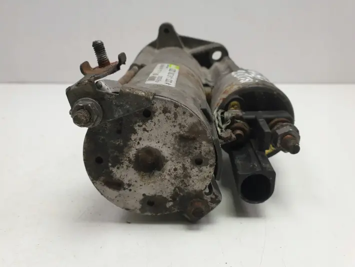 Audi A4 B7 2.0 TFSI ROZRUSZNIK valeo 06D911023A