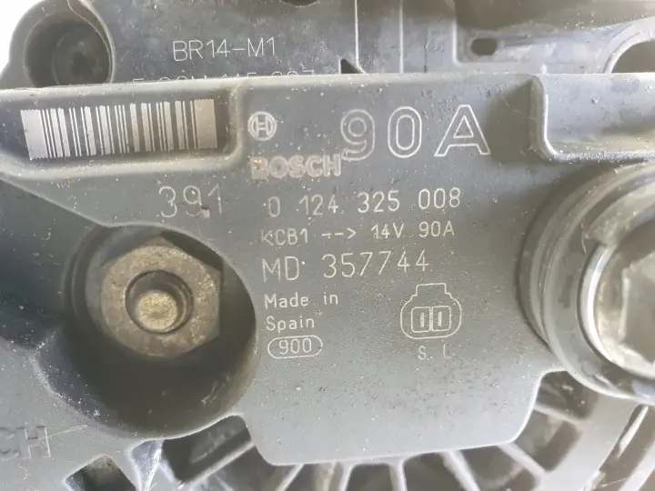 Space Star 1.6 16V ALTERNATOR 0124325008 90A bosch