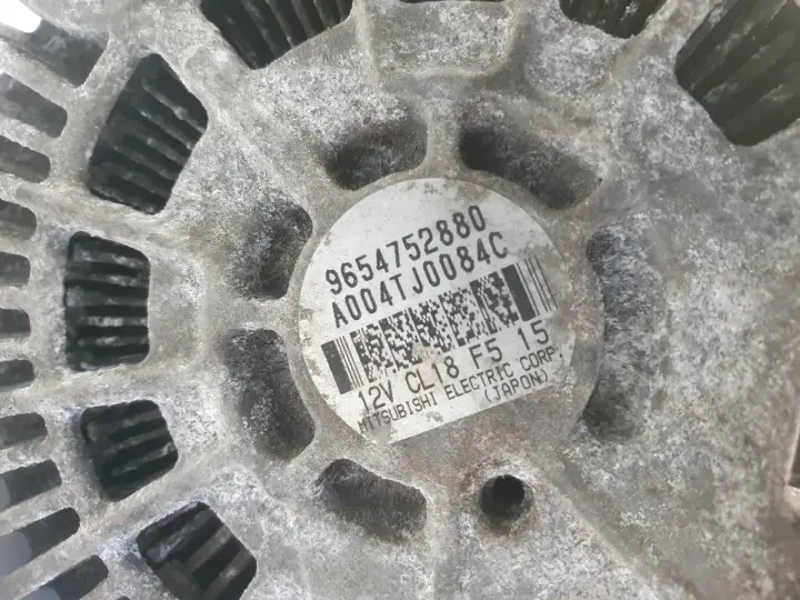 Citroen C5 I 2.0 HDI ALTERNATOR 9654752880