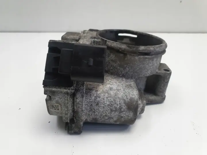 VW Golf V 1.9 TDI PRZEPUSTNICA 03G128063C