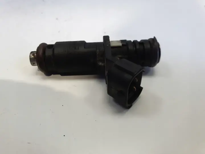 Seat Altea 1.6 8V WTRYSKIWACZ wtrysk 06A906031CM