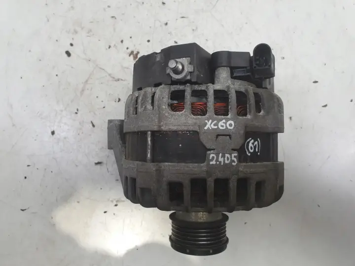 Volvo V70 III XC70 II 2.4 D5 ALTERNATOR 31419556