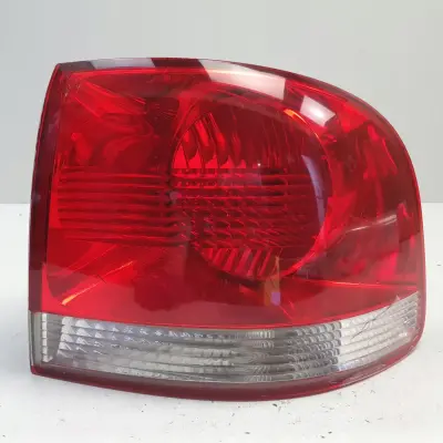 Vw Touareg I 02-06 TYLNA LAMPA PRAWA prawy tył pasażera 7L6945258