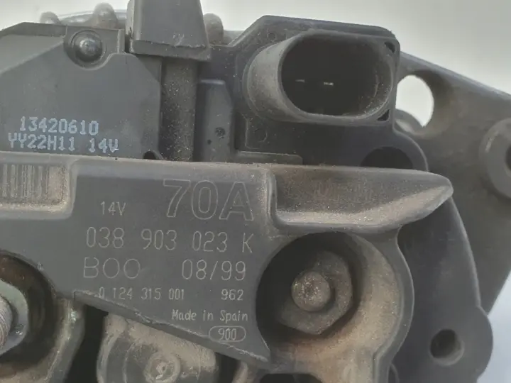 VW Golf IV Seat Leon I 1.9 TDI ALTERNATOR 038903023K 70A