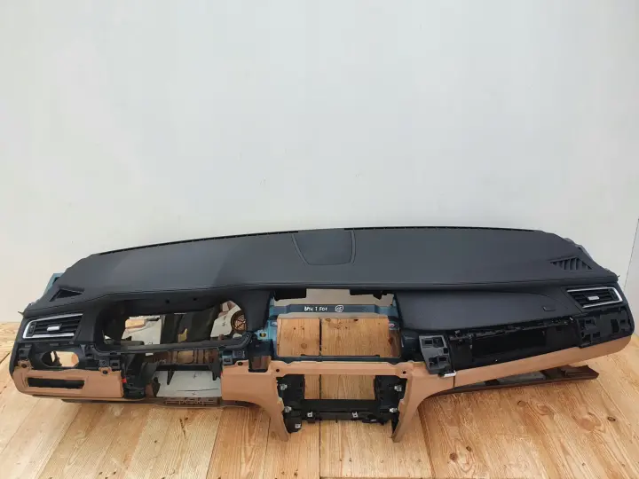 BMW F01 DESKA ROZDZIELCZA KONSOLA SKÓRA SKÓRZANA