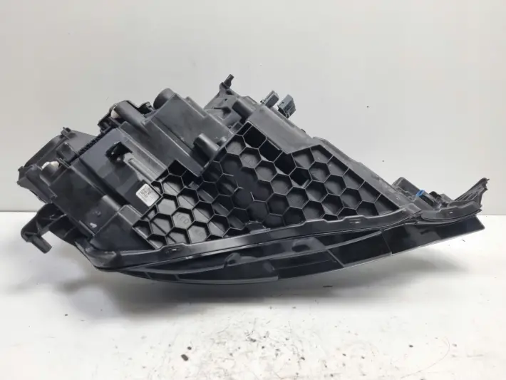 Volvo V60 II S60 III PRZEDNIA LAMPA LEWA LEWY PRZÓD full led 32347004