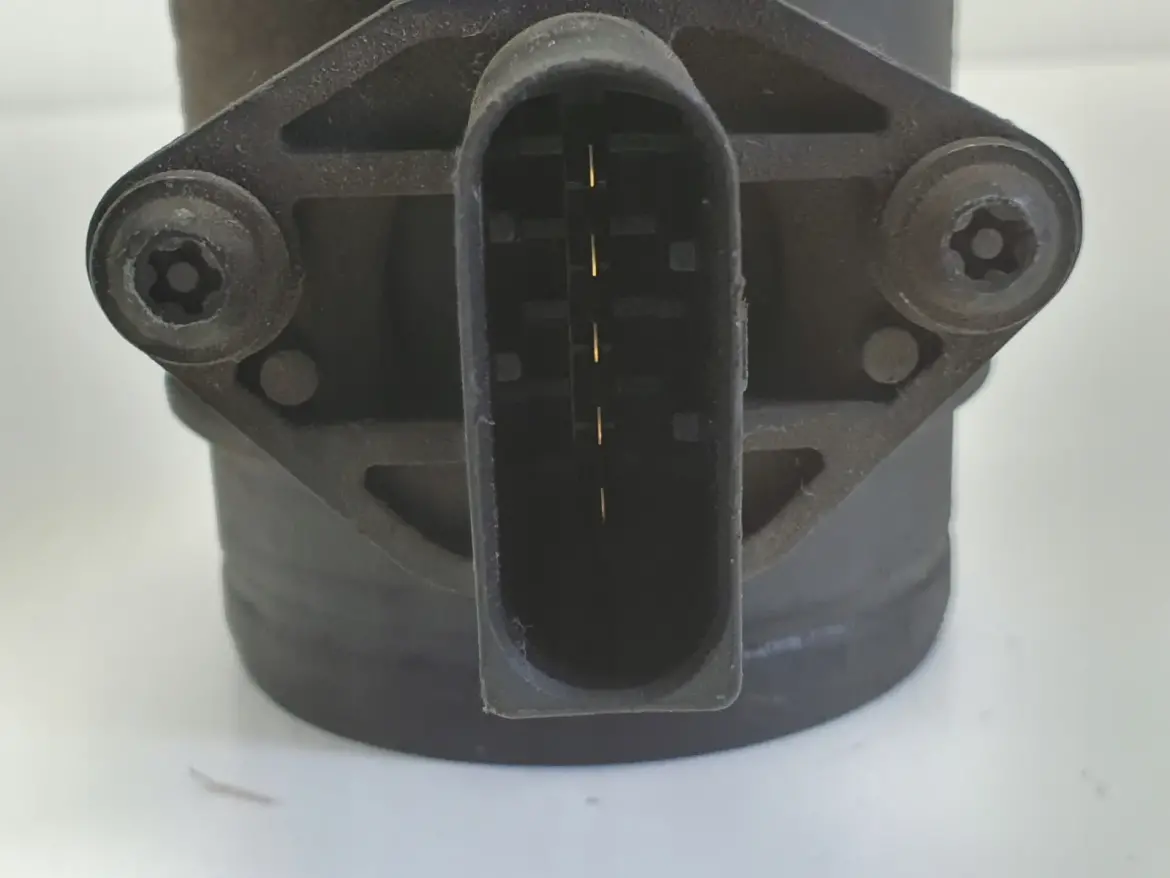 Audi A3 8L 1.9 TDI PRZEPŁYWOMIERZ POWIETRZA 0281002531 038906461B