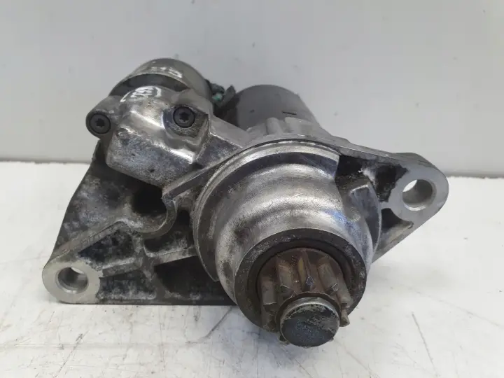 Skoda Fabia III 1.2 TSI ROZRUSZNIK 0001120406 bosch