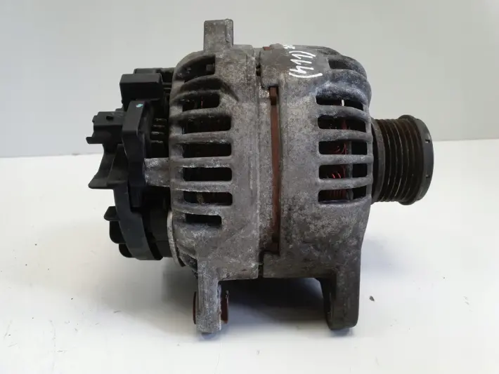 Nissan Qashqai 1.5 DCI ALTERNATOR bosch 0124525140 150A 8200728292-C