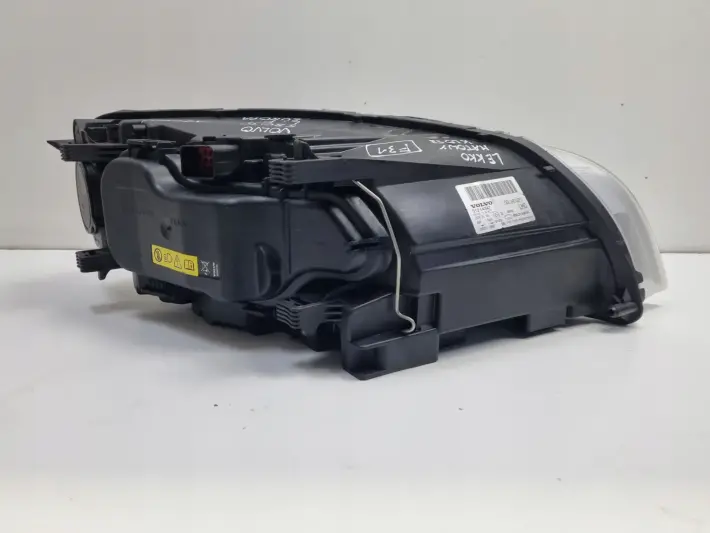 Volvo S80 II V70 III XC70 PRZEDNIA LAMPA LEWA LEWY PRZÓD XENON 31214347