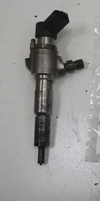 Volvo C30 S40 II V50 V70 1.6 D2 WTRYSKIWACZ wtrysk 9802448680
