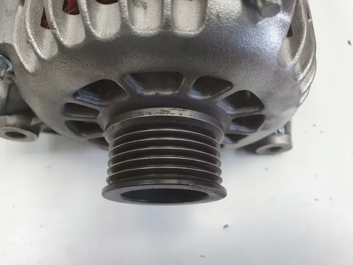 Opel Omega B 2.5 V6 ALTERNATOR A1010 100A