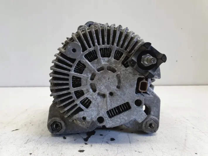 Renault Megane III Scenic III 1.5 DCI ALTERNATOR 8200960533 210A