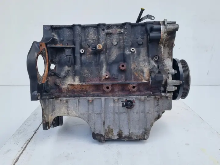 DÓŁ SILNIKA BLOK Opel Vectra C Signum Zafira B Astra III H 1.8 16V Z18XER
