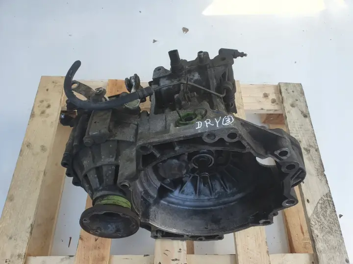 Skoda Octavia I 1.6 8V SKRZYNIA BIEGÓW DRY manualna MANUAL