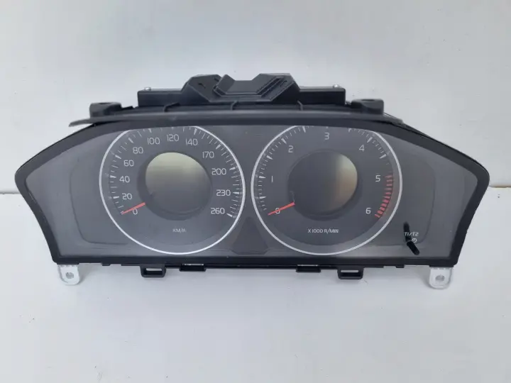 Volvo XC60 I V60 I S60 II 2.4 D5 LICZNIK ZEGARY Europa 31327581AA diesel