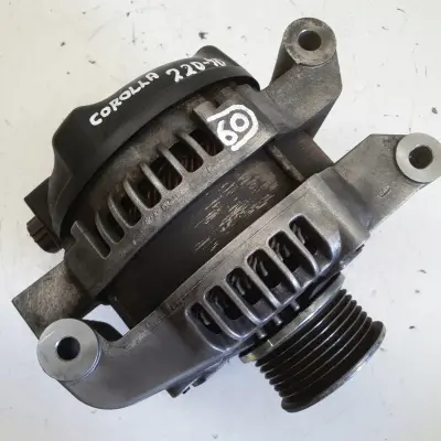 Toyota Corolla Verso II 2.2 D4D ALTERNATOR DENSO