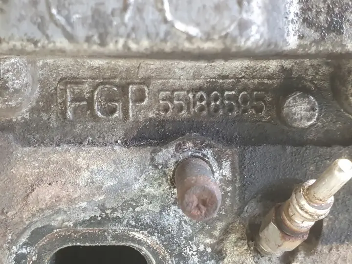 Opel Corsa D 1.3 CDTI GŁOWICA CYLINDRÓW 55188595
