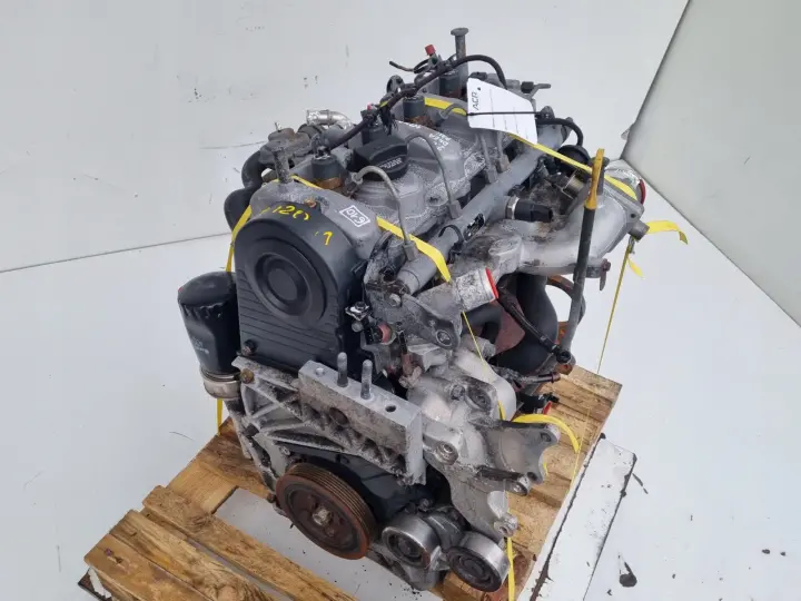 SILNIK KOMPLET Hyundai Trajet 2.0 CRDI 153tyś D4EA