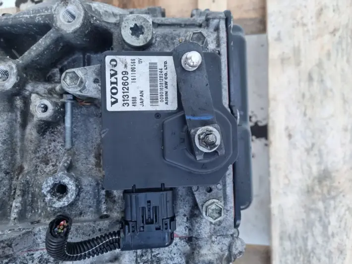Volvo XC60 2.4 D DIESEL AUTOMATYCZNA SKRZYNIA BIEGÓW automat 1285235