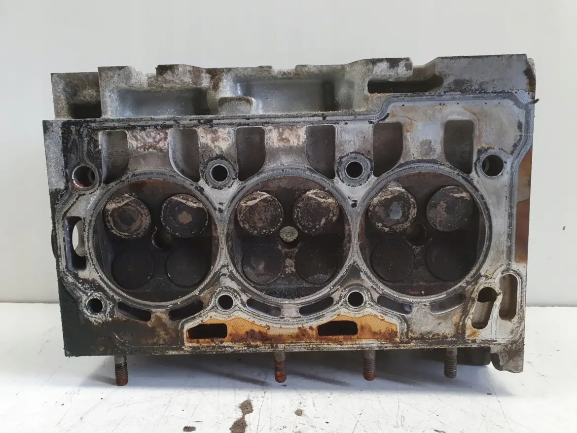 VW Polo IV 1.2 12V GŁOWICA CYLINDRÓW wałki 03E103373E