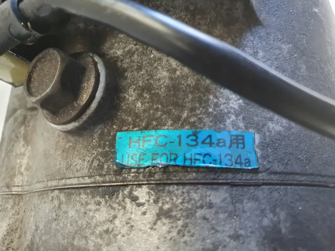 Audi A4 B5 1.8 20V SPRĘŻARKA KLIMATYZACJI pompa 8D0260805D