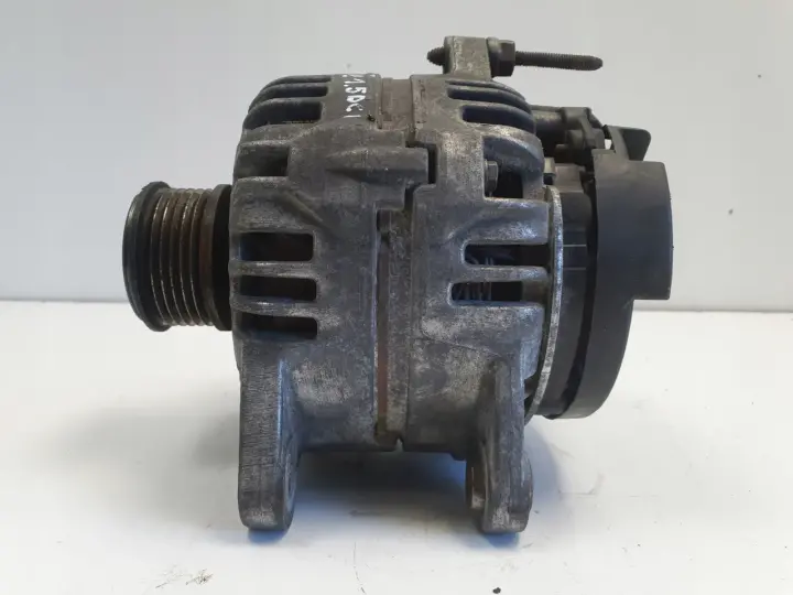 Renault Scenic III 1.5 DCI ALTERNATOR bosch 0124425037