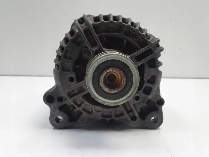 Skoda Rapid 1.2 TSI ALTERNATOR bosch 03C903025F 140A