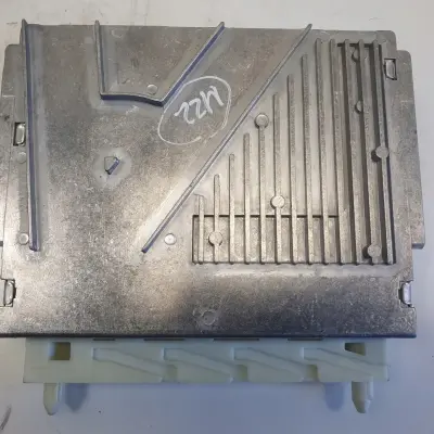 Volvo S60 XC90 D5 KOMPUTER SKRZYNI sterownik P0948071 1T05005A00