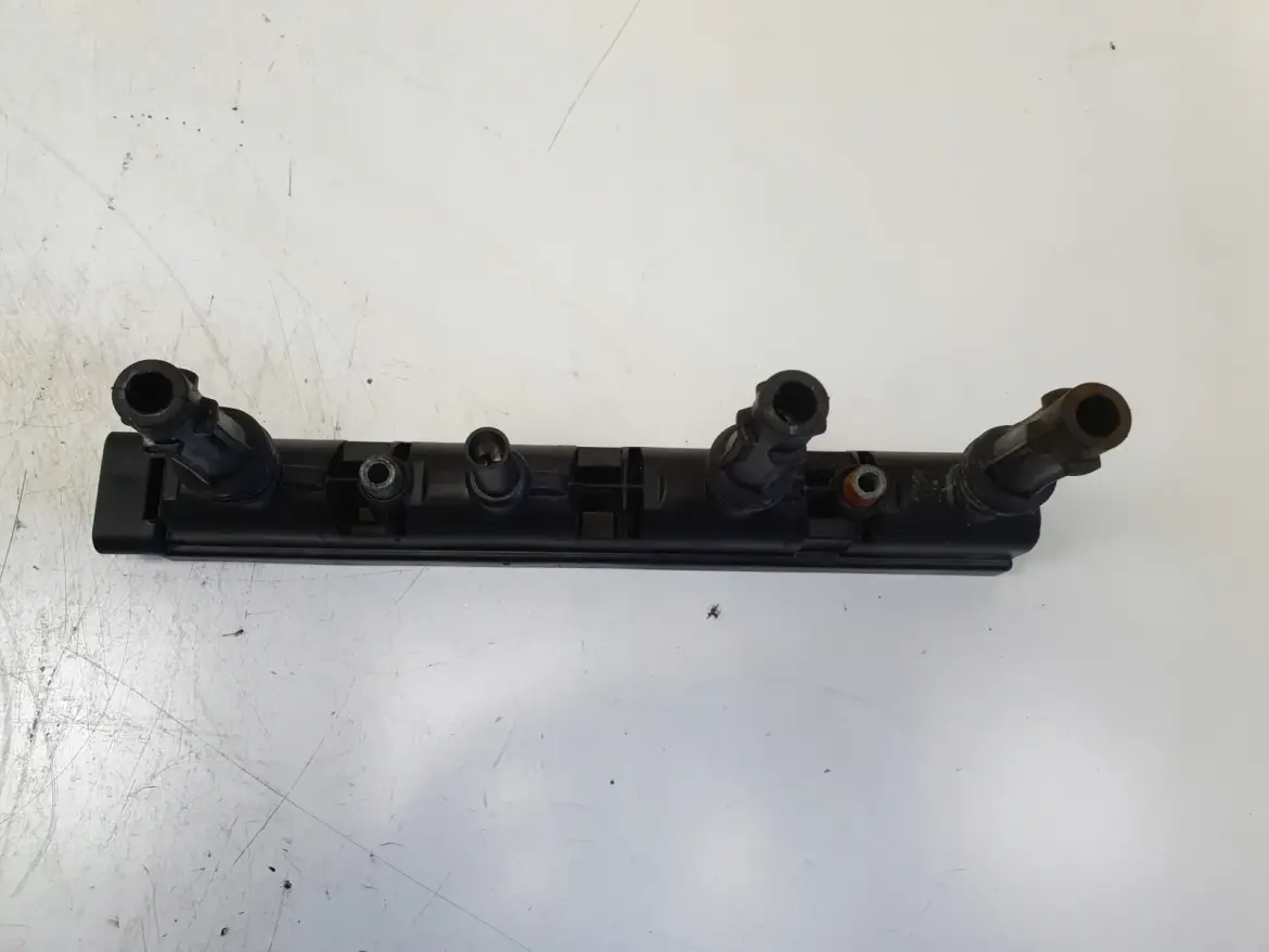 Opel Corsa D 1.4 16V CEWKA ZAPŁONOWA 28445765