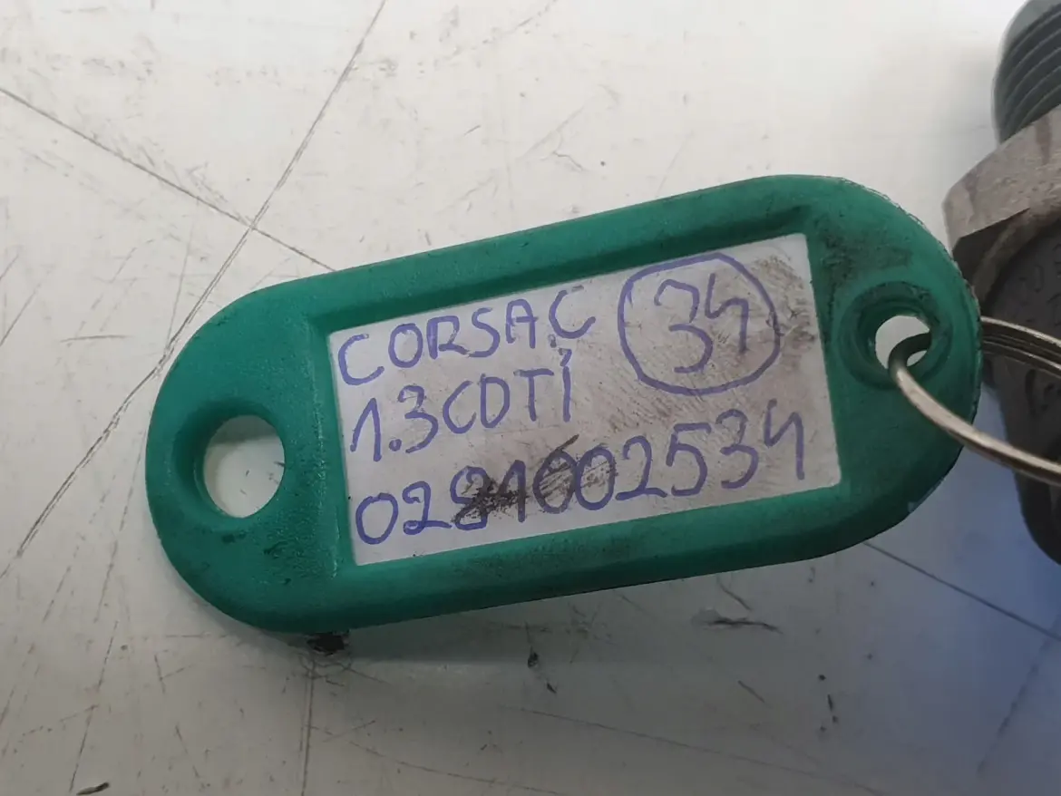 Opel Corsa C 1.3 CDTI CZUJNIK CIŚNIENIA PALIWA zawór 0281002534 bosch
