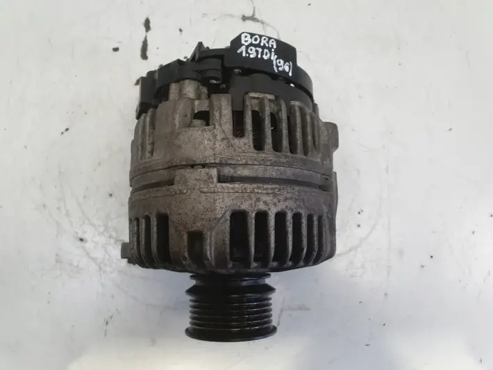 VW Bora 1.9 TDI ALTERNATOR bosch 06F903023F 140A