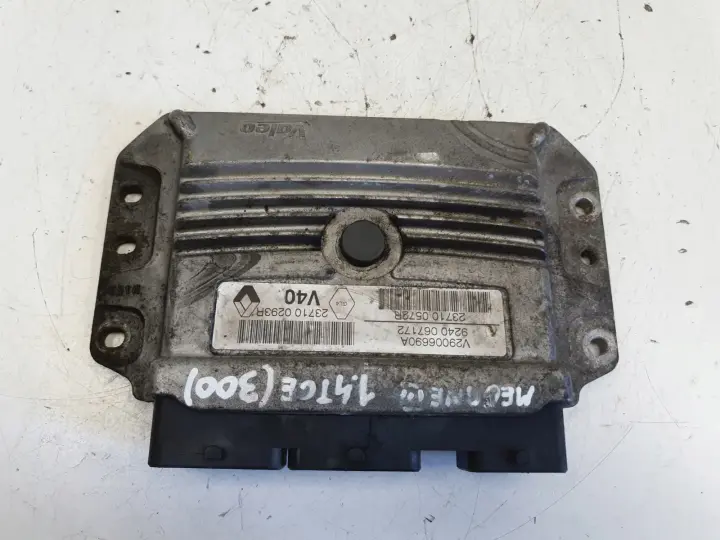Renault Megane III 1.4 TCe STEROWNIK SILNIKA komputer 237100293R